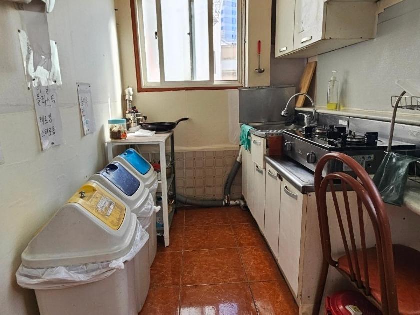 Mokhwatel Hostel Busan Ngoại thất bức ảnh