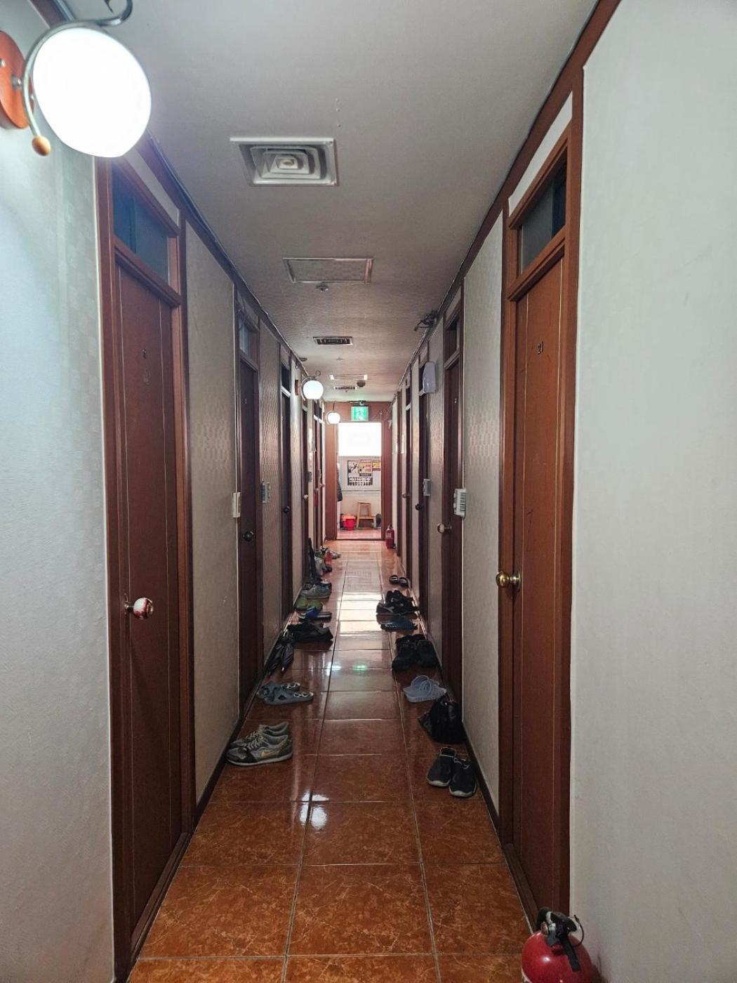 Mokhwatel Hostel Busan Ngoại thất bức ảnh
