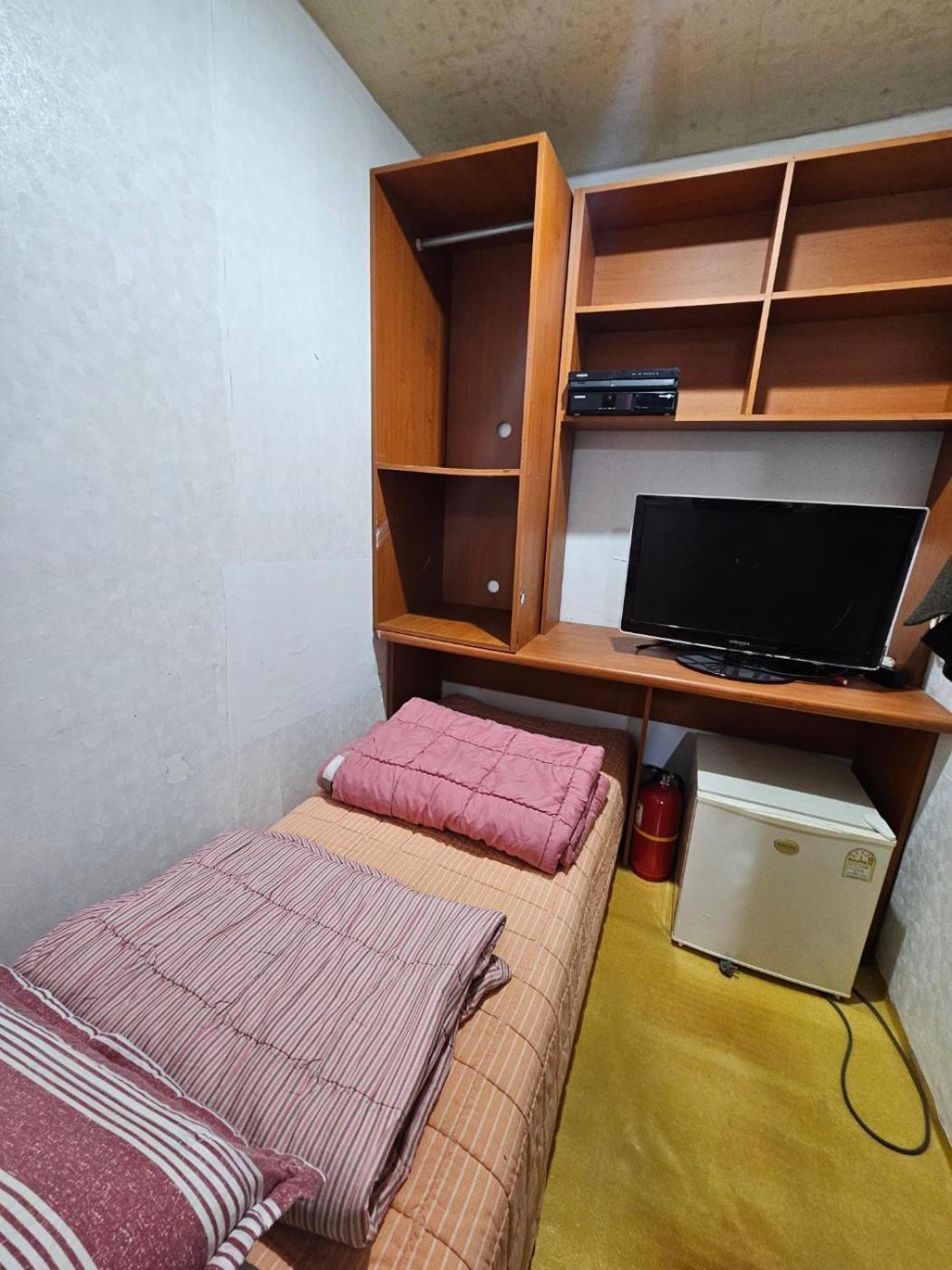 Mokhwatel Hostel Busan Ngoại thất bức ảnh
